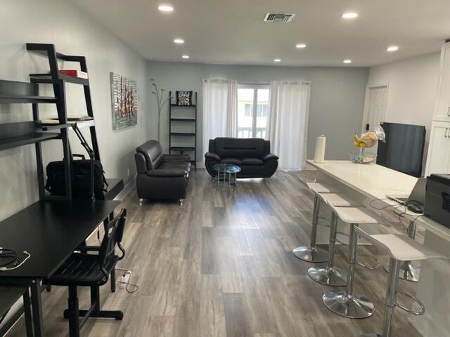 Building Photo - 90 South Blvd