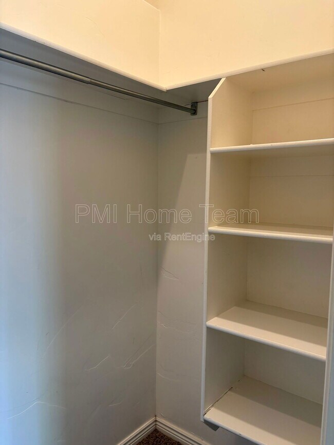 Building Photo - 260 Ailee Lane