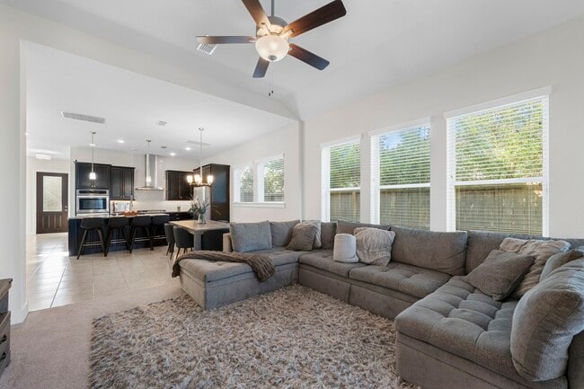Building Photo - 28750 Shoalhaven Ct