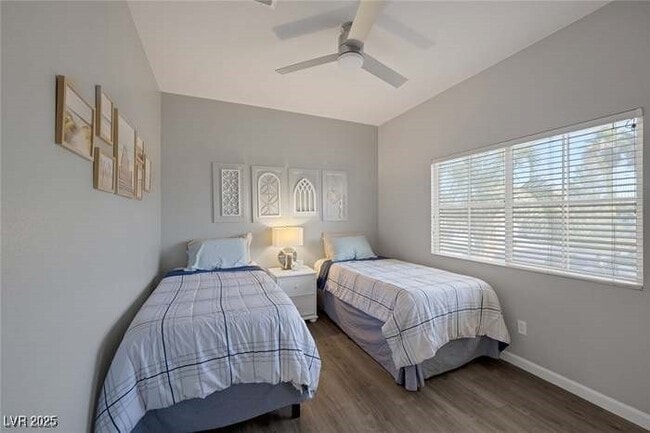 Building Photo - 442 Staghorn Pass Ave