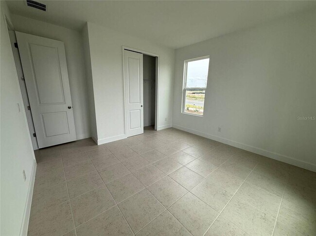 Building Photo - 2949 Sailhouse Dr