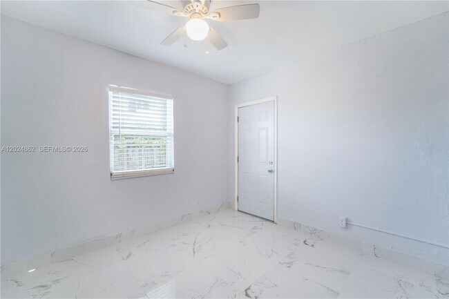 Building Photo - 22300 SW 117th Ave
