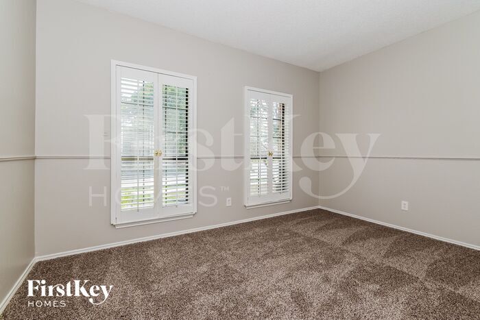 Building Photo - 1729 Creek Valley Rd