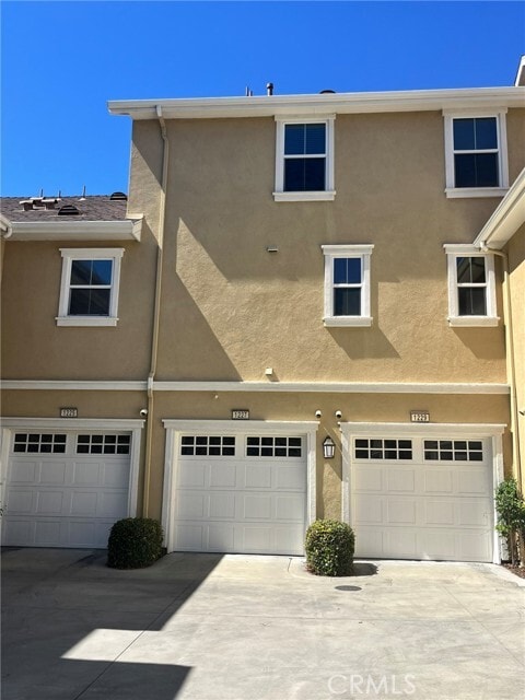 Building Photo - 1229 Abelia
