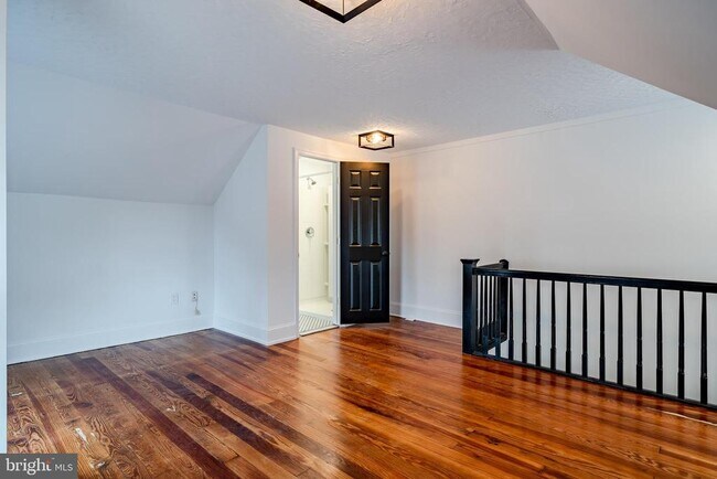 Building Photo - 310 W Biddle St