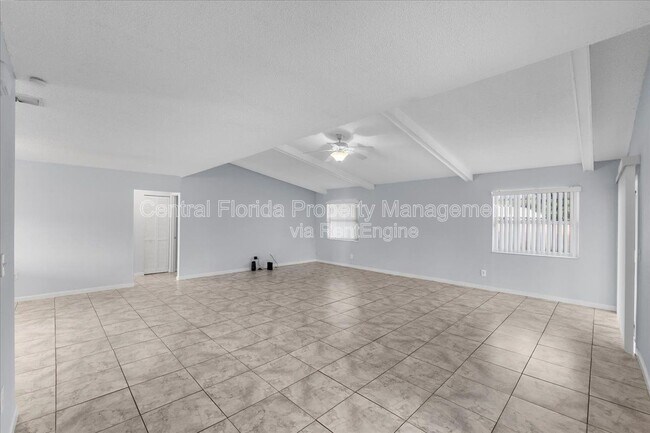 Building Photo - 508 Glade Ct