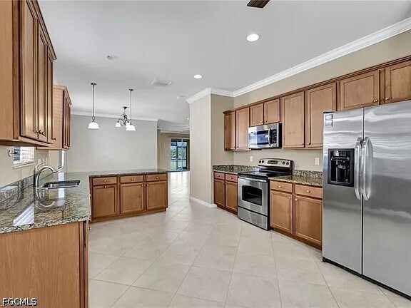 Building Photo - 13092 Silver Thorn Loop