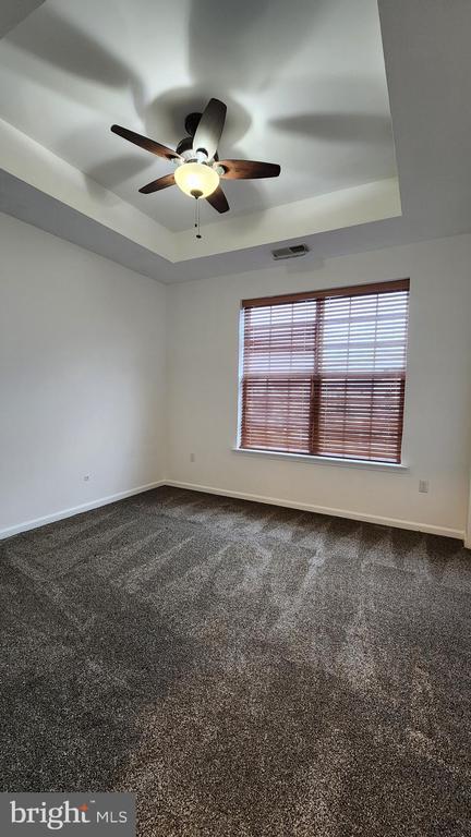 Building Photo - 245 Breeders Cup Dr