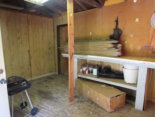 Building Photo - Contact Peggy Goodman 501 676 1758