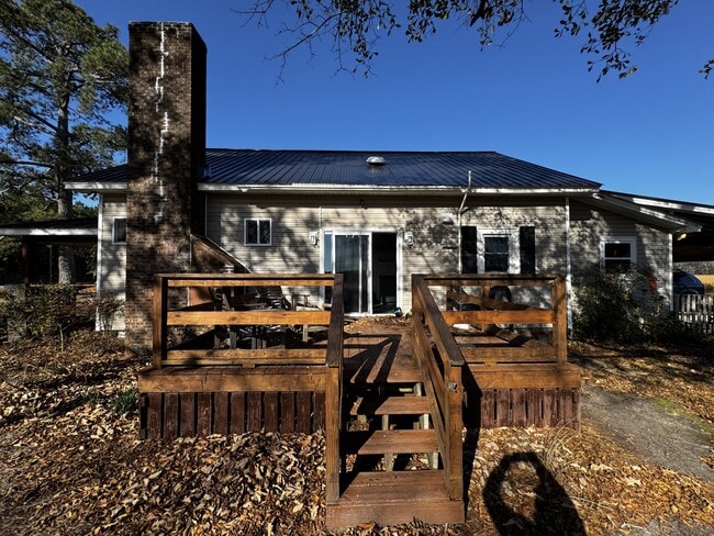 Building Photo - 2728 W Barr Rd