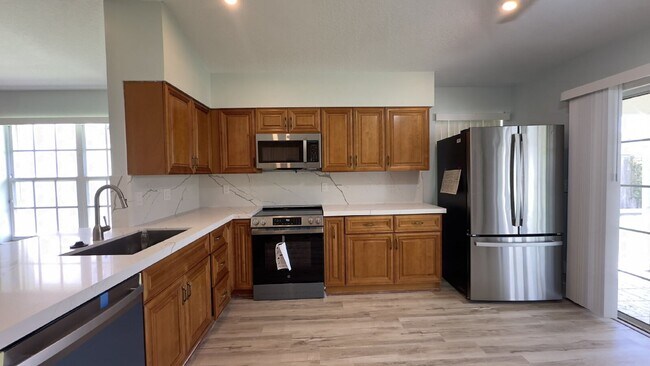 Building Photo - 13285 Opal Ln