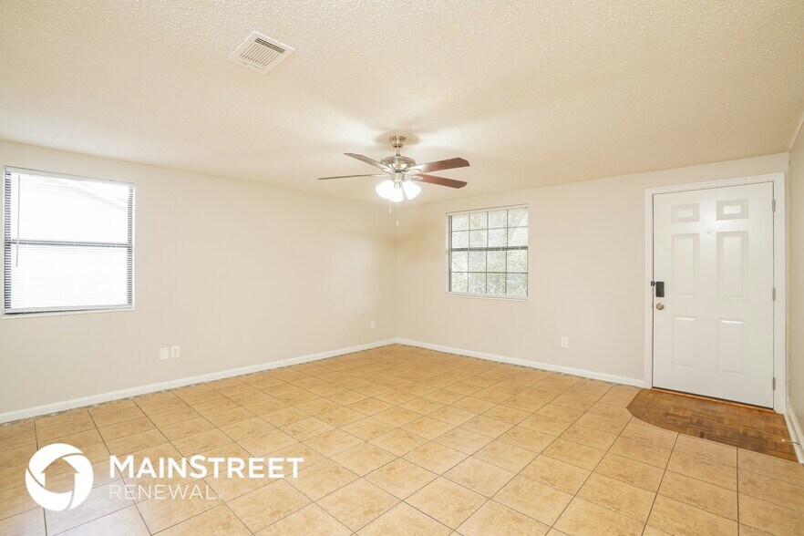 Building Photo - 2835 Kiowa Ave