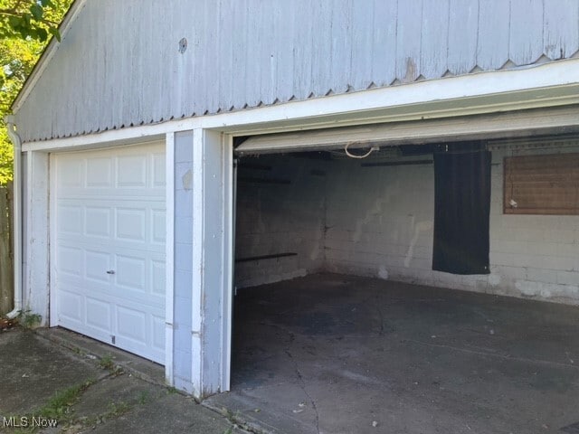 Building Photo - 5721 Flowerdale Ave
