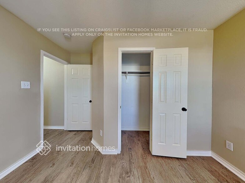 Building Photo - 830 Randall Rd