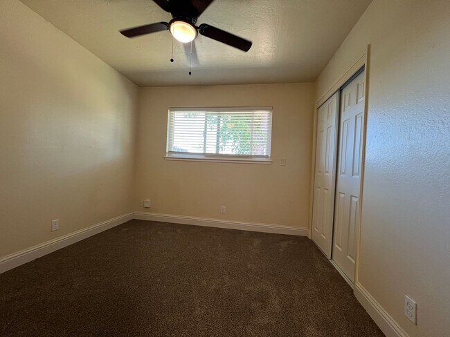 Building Photo - Recently Remodeled Home in Loomis