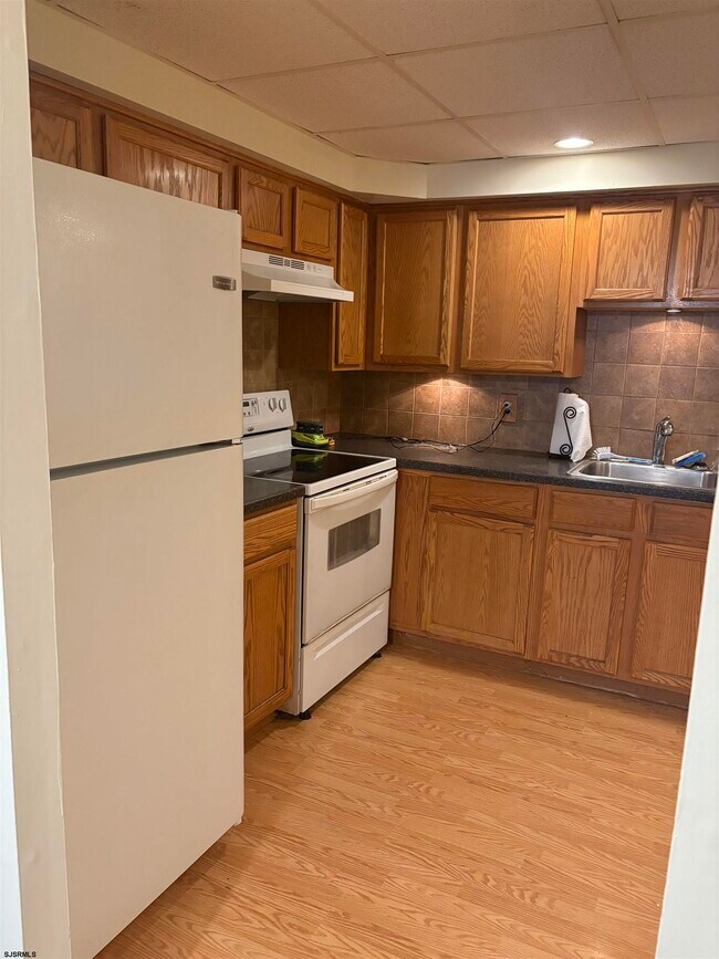Building Photo - 2705 Goldenrod Ct