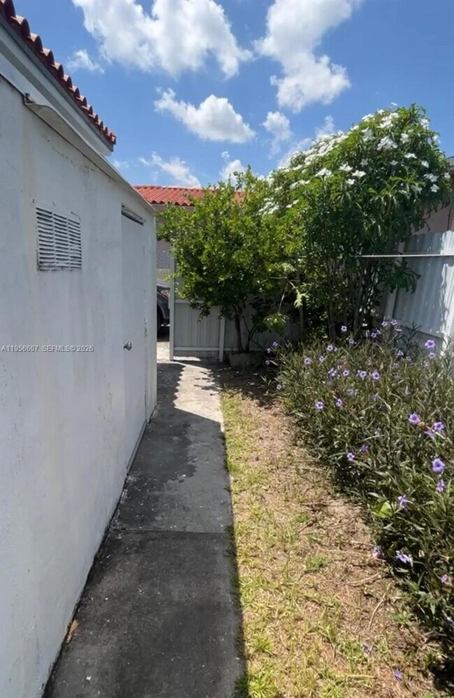 Building Photo - 3667 NW 5th St