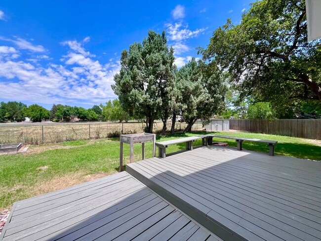 Building Photo - Beautifully Updated Modern Farmhouse 3 bed...