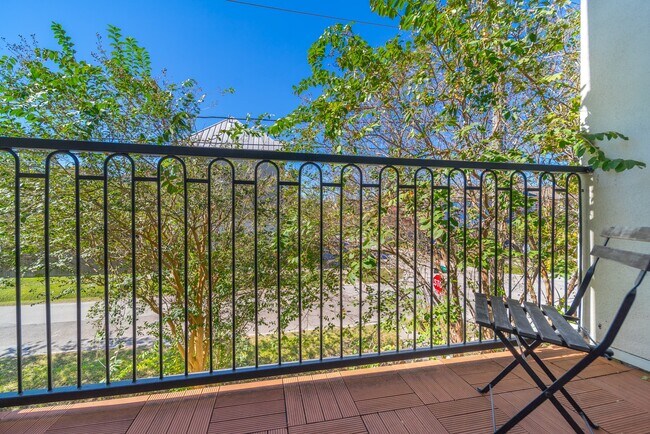 Building Photo - 2426 Bevis St
