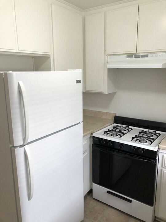 Interior Photo - 11406 Exposition Blvd.,