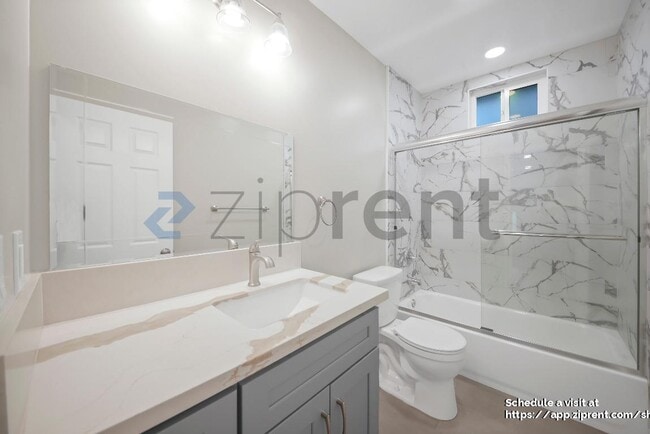 Building Photo - 1617 W 24th St