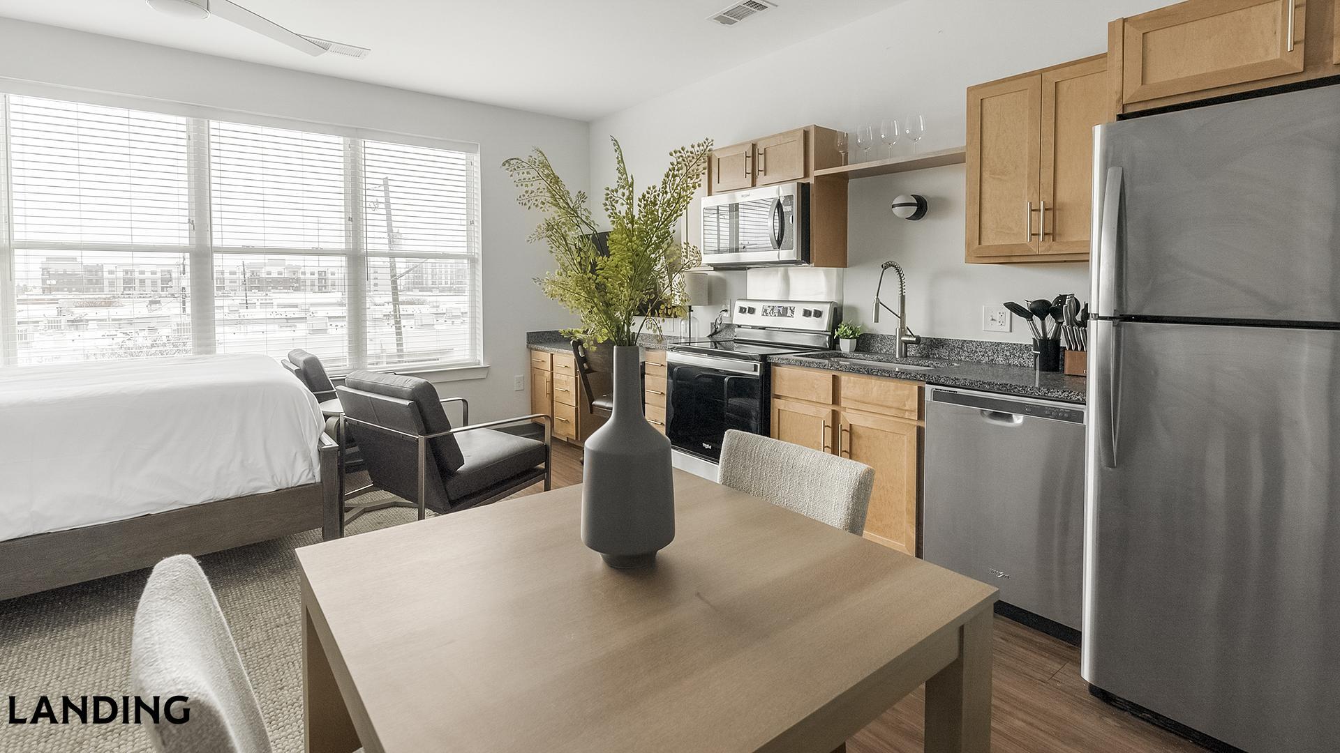 Building Photo - 302 13th St S