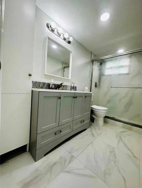 Building Photo - 1333 E Hallandale Beach Blvd