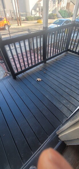 Building Photo - 53 Race St