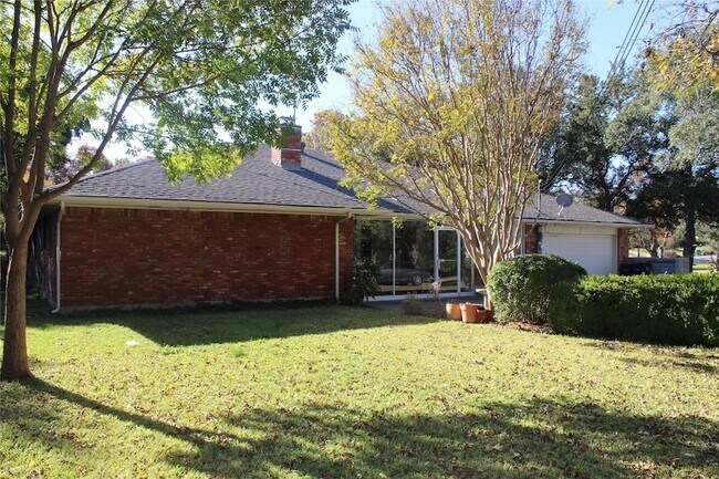 Building Photo - 6348 Juneau Rd