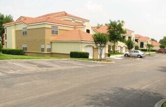 Building Photo - Your Orlando Retreat – 2BR Condo with Luxury Community Amenities