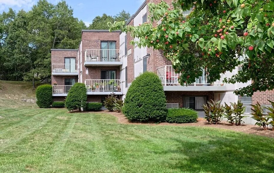 Building Photo - 147 Turner Rd