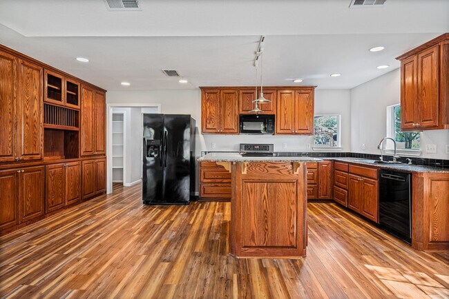 Building Photo - 2930 FM971