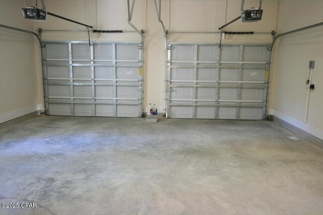Building Photo - 3812 Mariner Dr