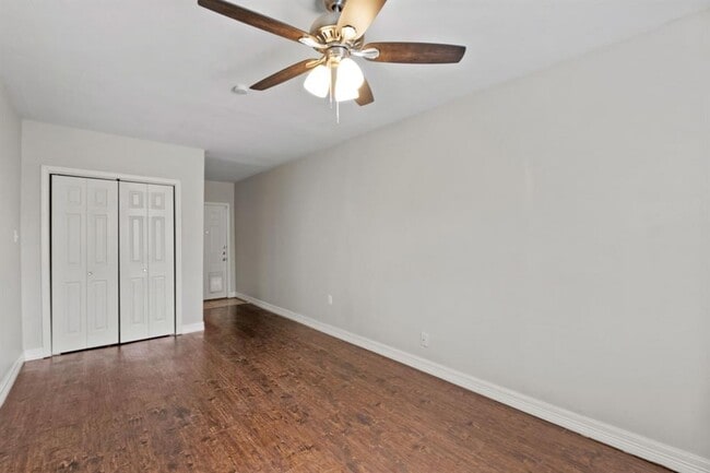 Building Photo - 12424 Yancy Dr