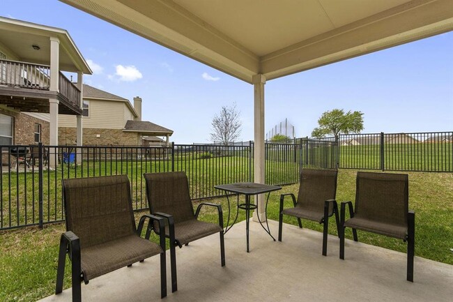 Building Photo - 1610 Hidden Springs Path