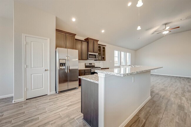 Building Photo - 6110 Scott Way