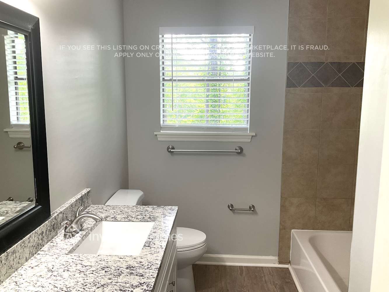 Building Photo - 558 Lake Michele Ct