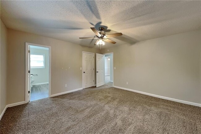 Building Photo - 108 Ivy Trace Ln