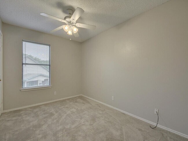 Building Photo - 9203 Kempler Dr