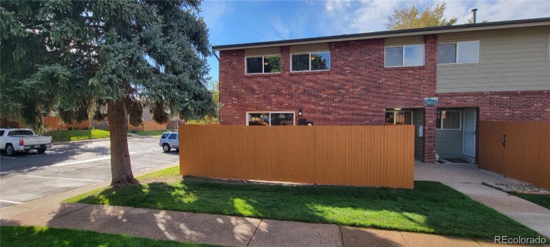 Building Photo - 8055 Wolff St