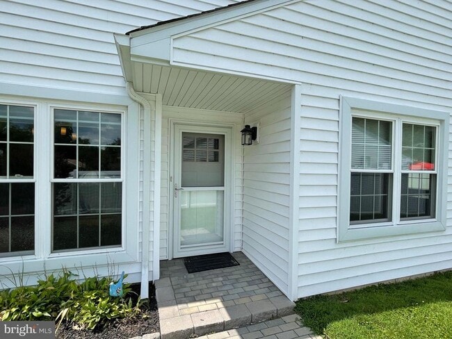 Building Photo - 272 Wood Stream Ct