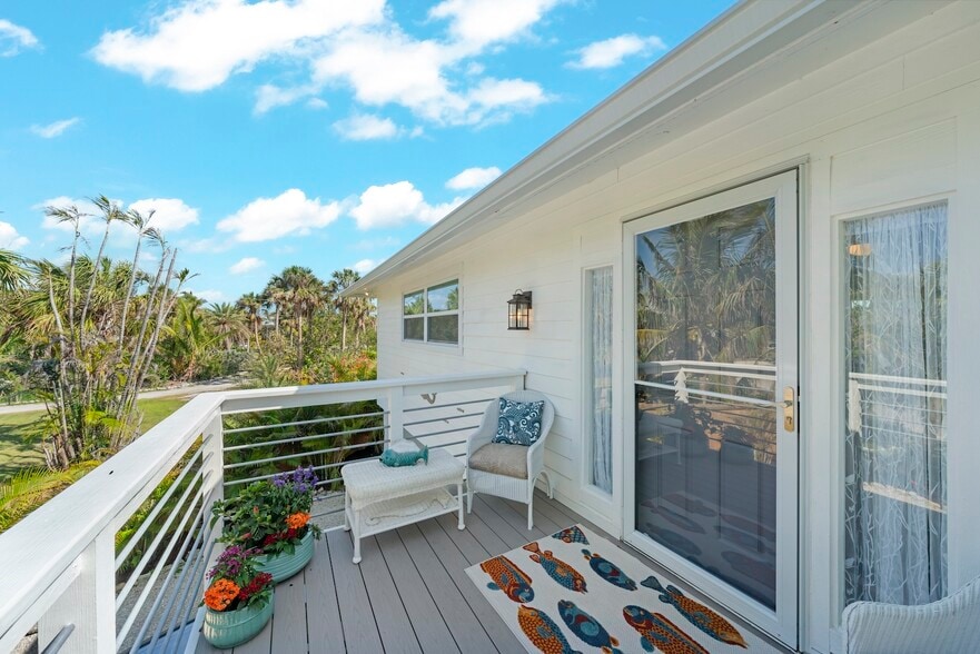 Building Photo - 6093 Henderson Rd