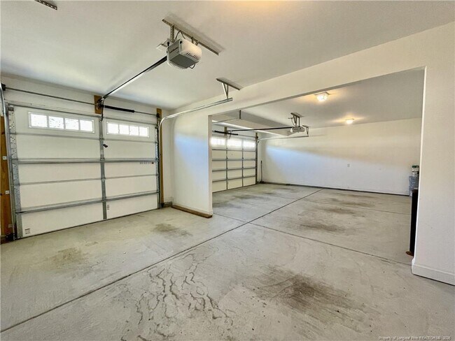 Building Photo - 5137 Thruway Rd