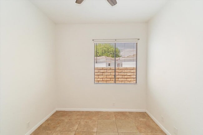 Bedroom 3 - 69457 Turnberry Ct