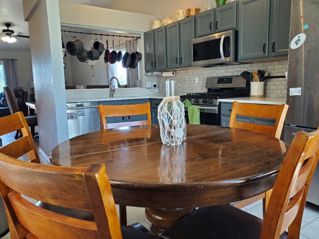 Building Photo - 8744 Soapberry Dr