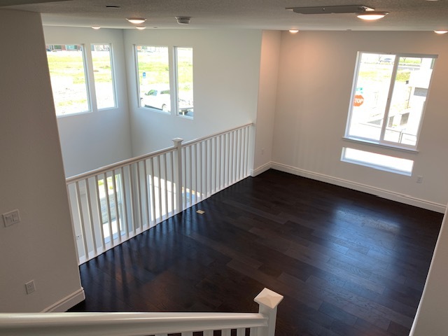 2nd Flr Loft - 3959 Summit Rd