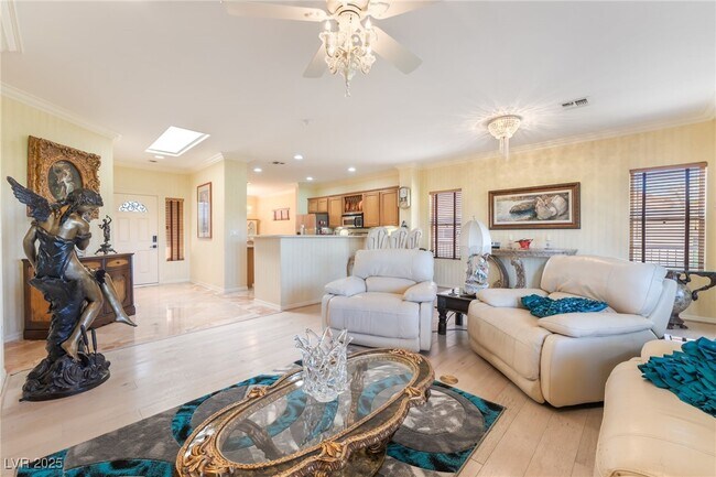 Building Photo - 2706 Grand Forks Rd