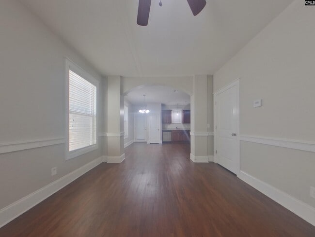 Building Photo - 141 Park Ridge Way