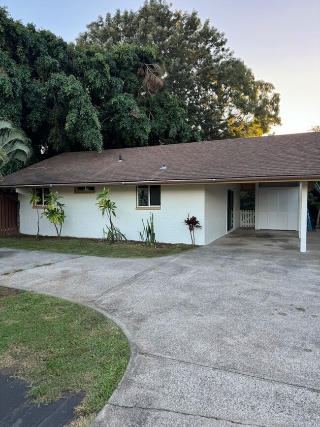 Building Photo - Newly Renovated 2 Bedroom / 1 Bathroom Cottage for Rent in Makawao!