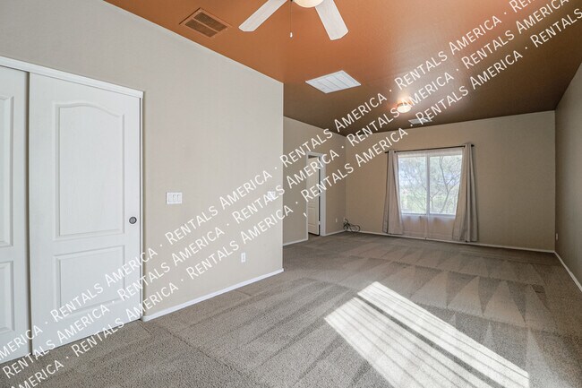 Building Photo - 28683 N Sedona Pl